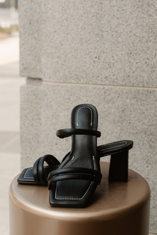 Aria Strap Heel - Matte Black