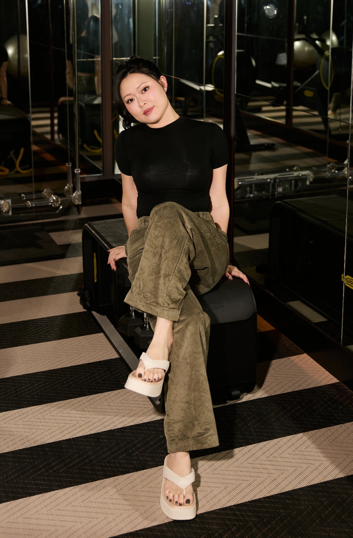 Gwen Slides - Ivory
